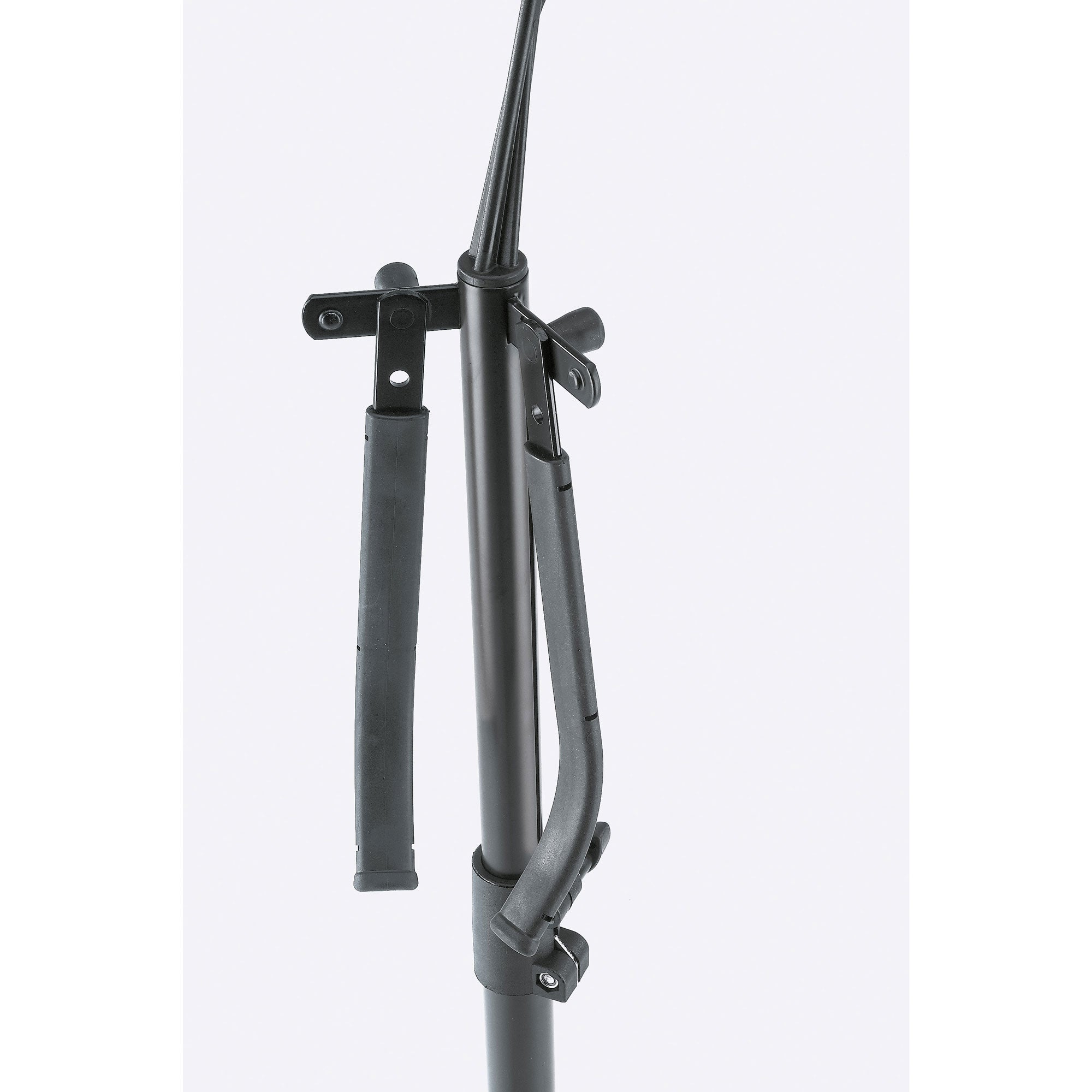 K&M Stands 141/1 Cello Stand