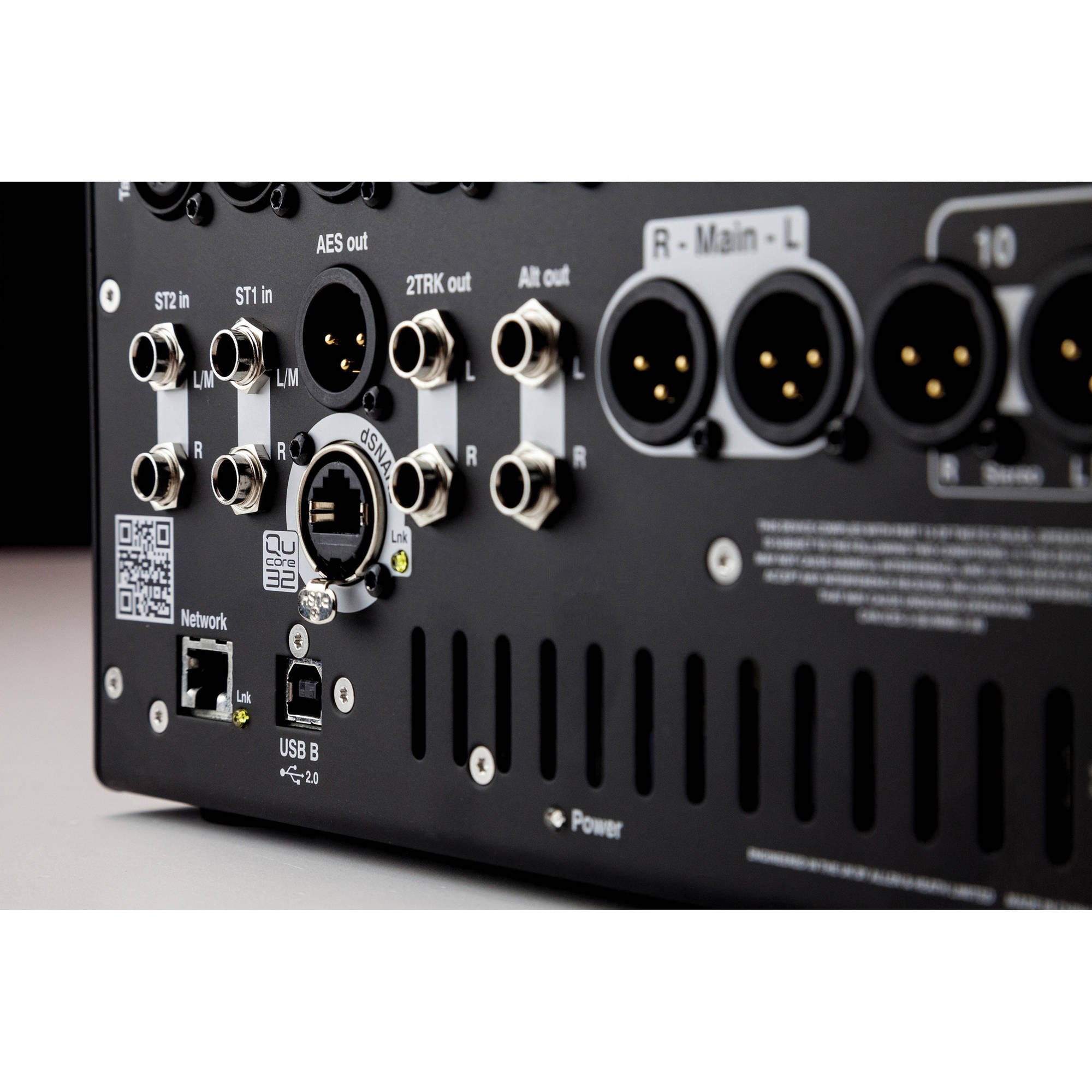 Allen & Heath Qu-Pac Ultra-Compact Rackmountable Digital Mixer