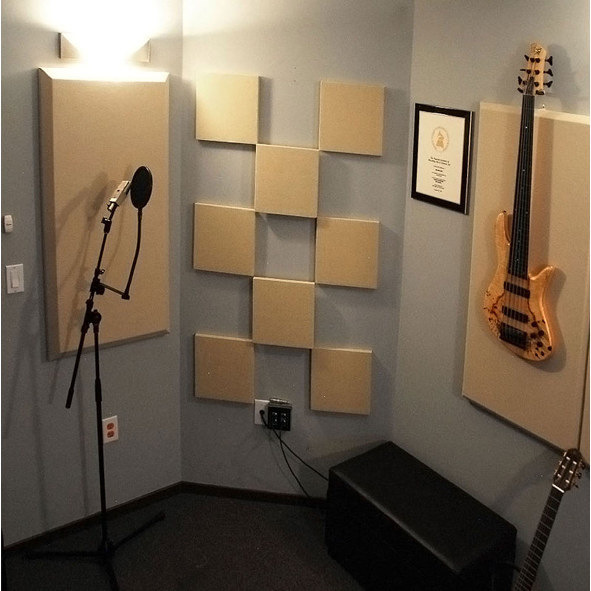 Primacoustic London 12 Studio Room Acoustic Kit (Paintable White)