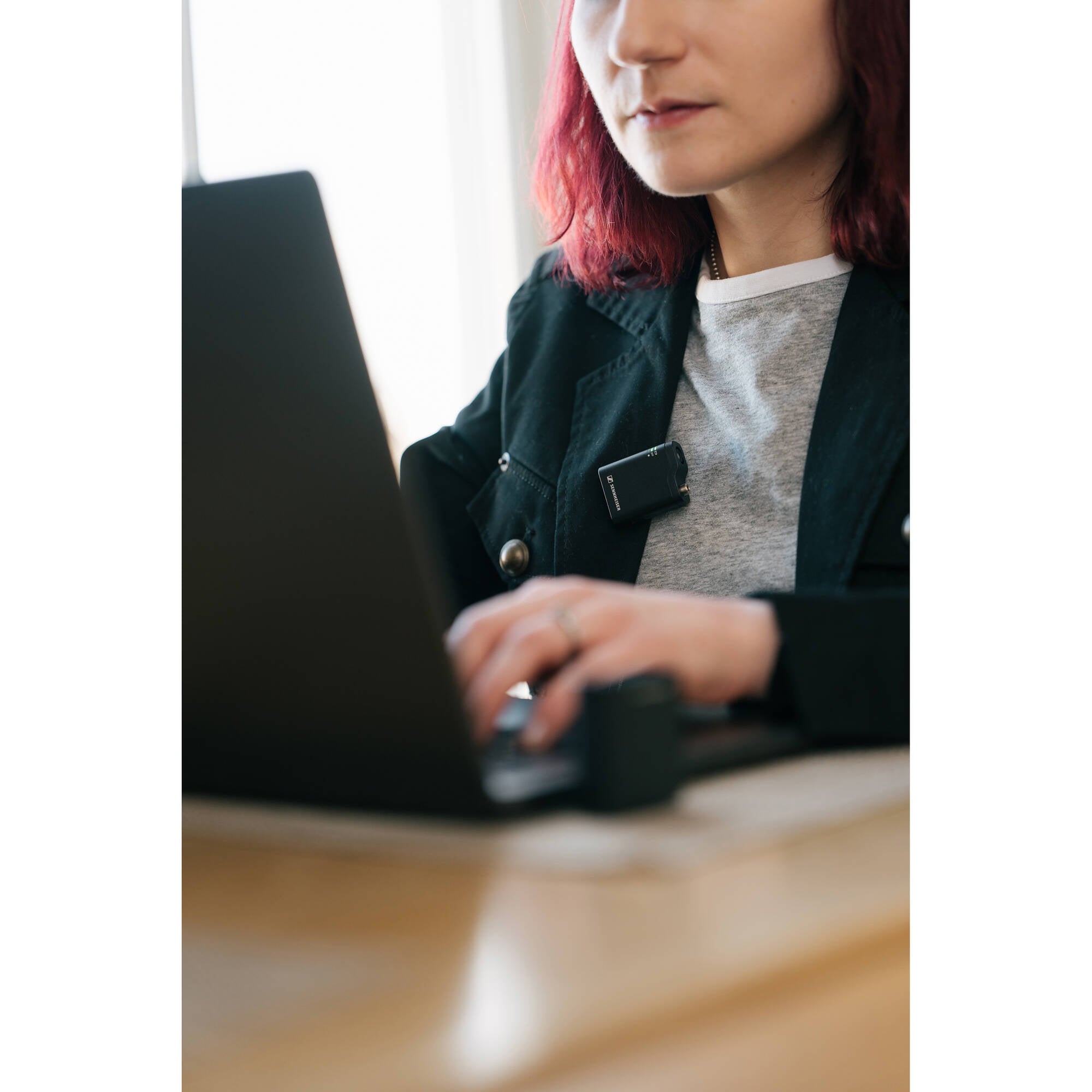 Sennheiser Profile 1-Person Clip-On Wireless Mic System/Recorder for Camera & Smartphone (2.4 GHz)