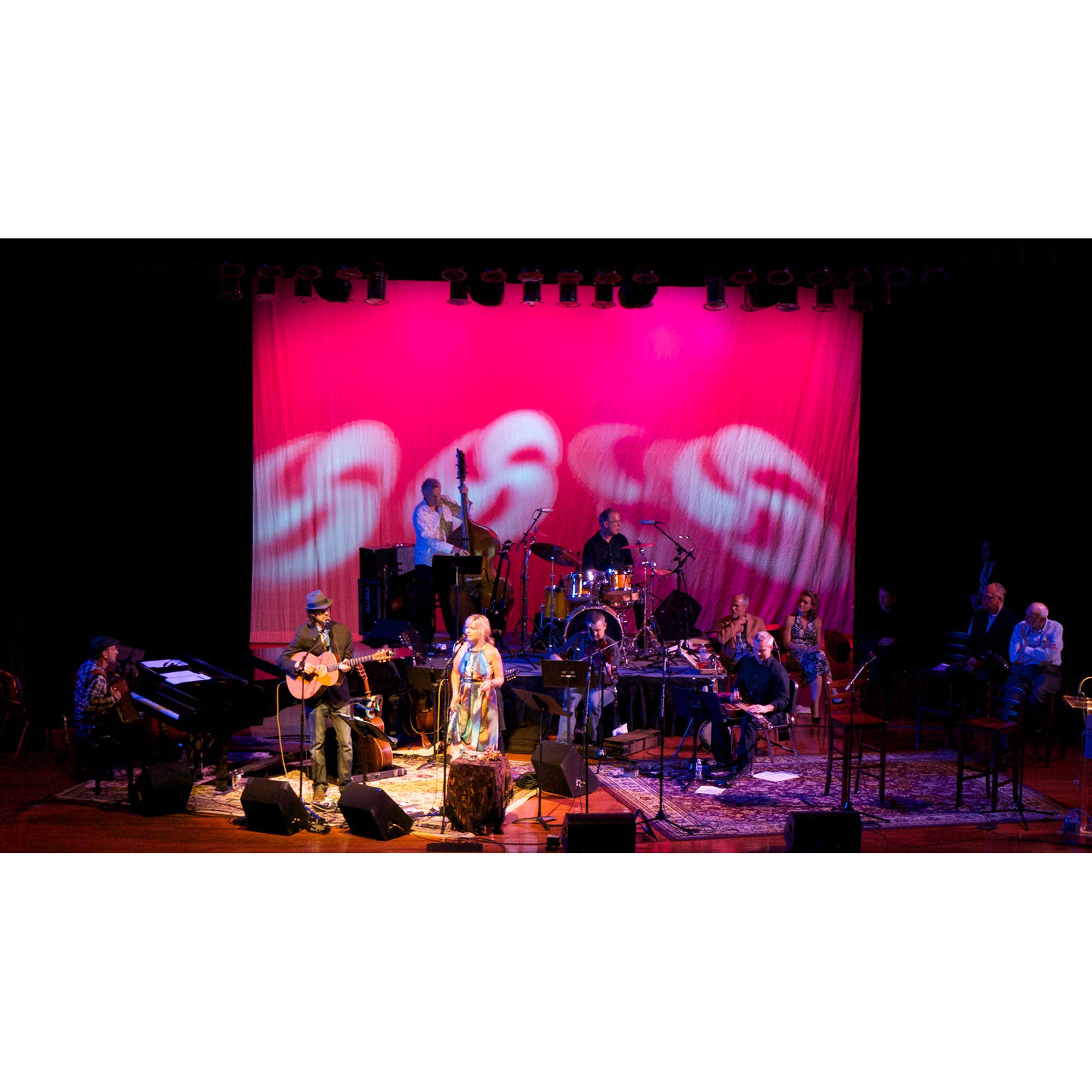 Chauvet DJ EZPar 64 RGBA ILS Battery-Powered RGBA LED Wash Light (Black)