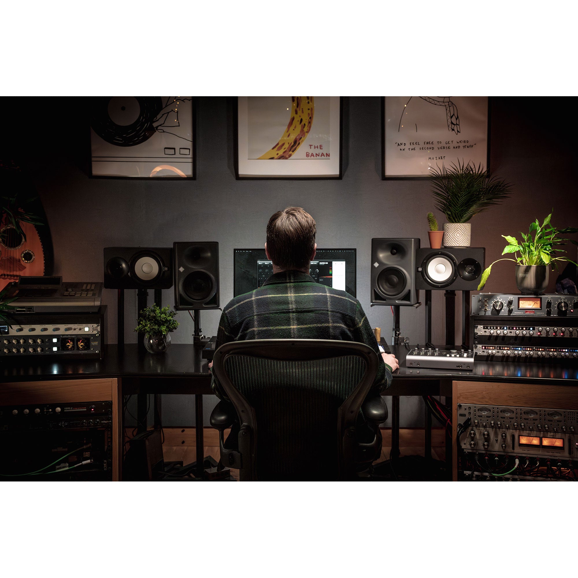 Audient iD44 MkII Desktop 20x24 USB-C Audio Interface