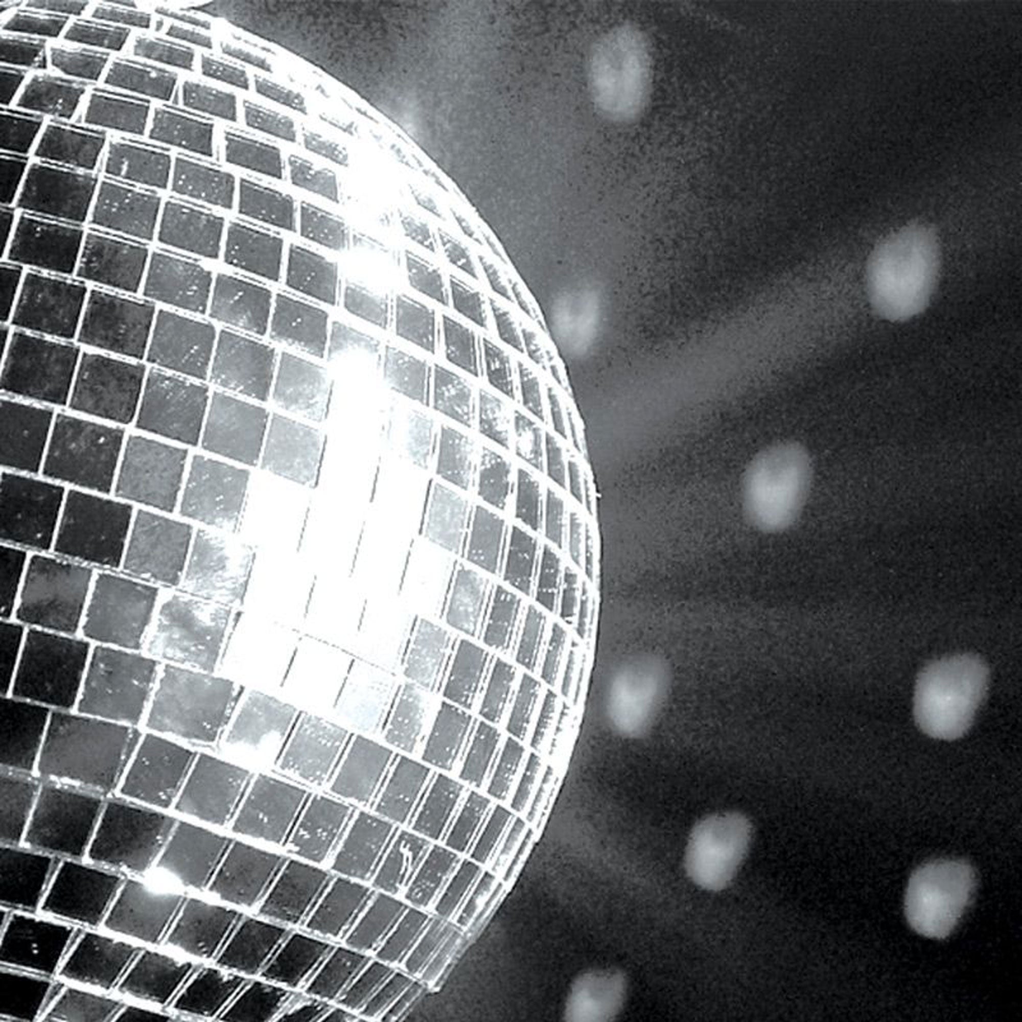 Eliminator Lighting M600EL All-in-One 16" Mirror Ball Kit with Motor and Pinspot