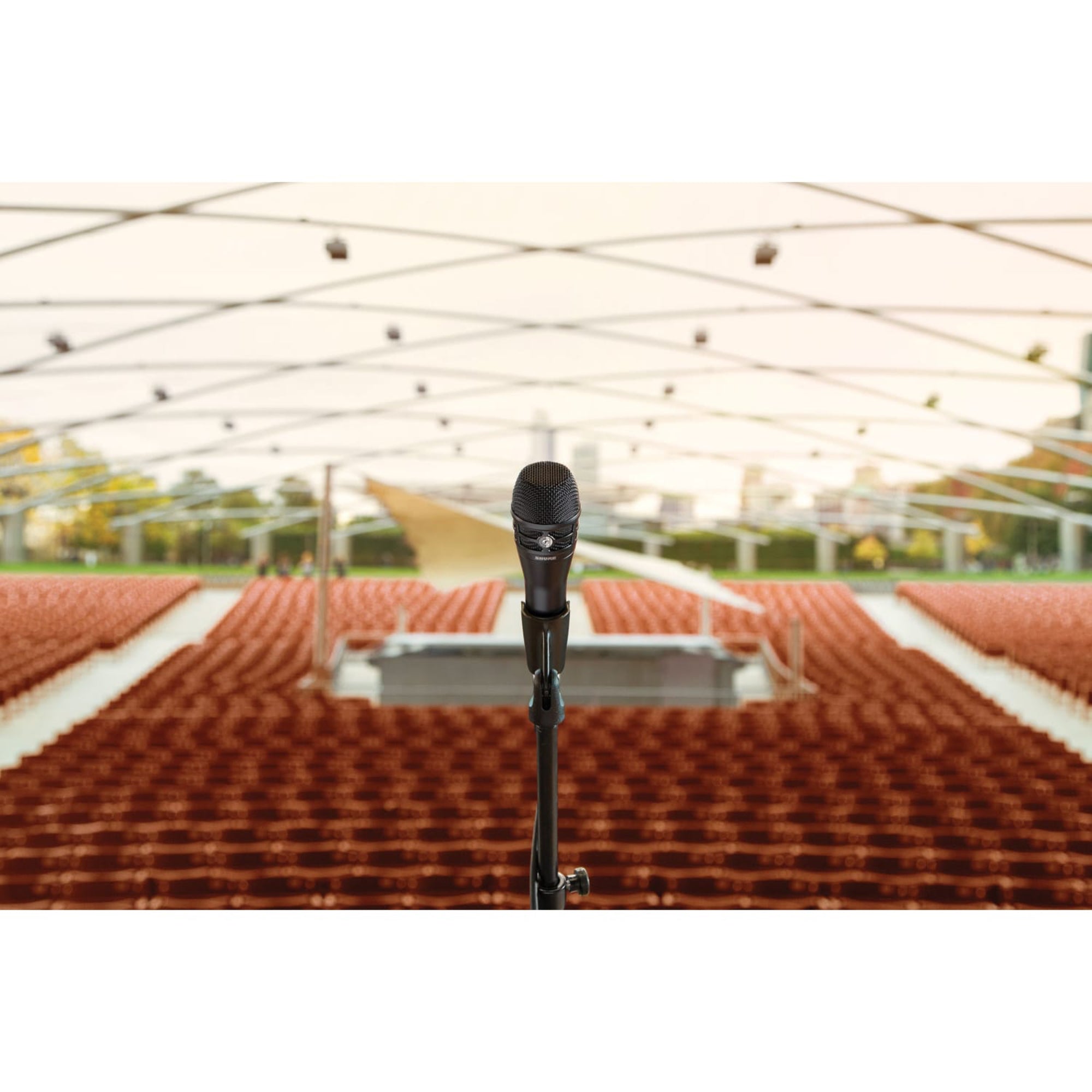 Shure KSM8 Dualdyne Dynamic Cardioid Handheld Vocal Microphone (Black)