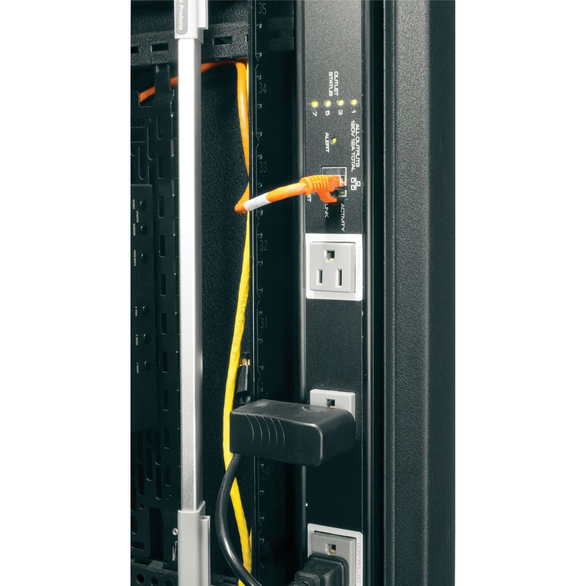 Middle Atlantic RLNK-1615V Select Series PDU with RackLink