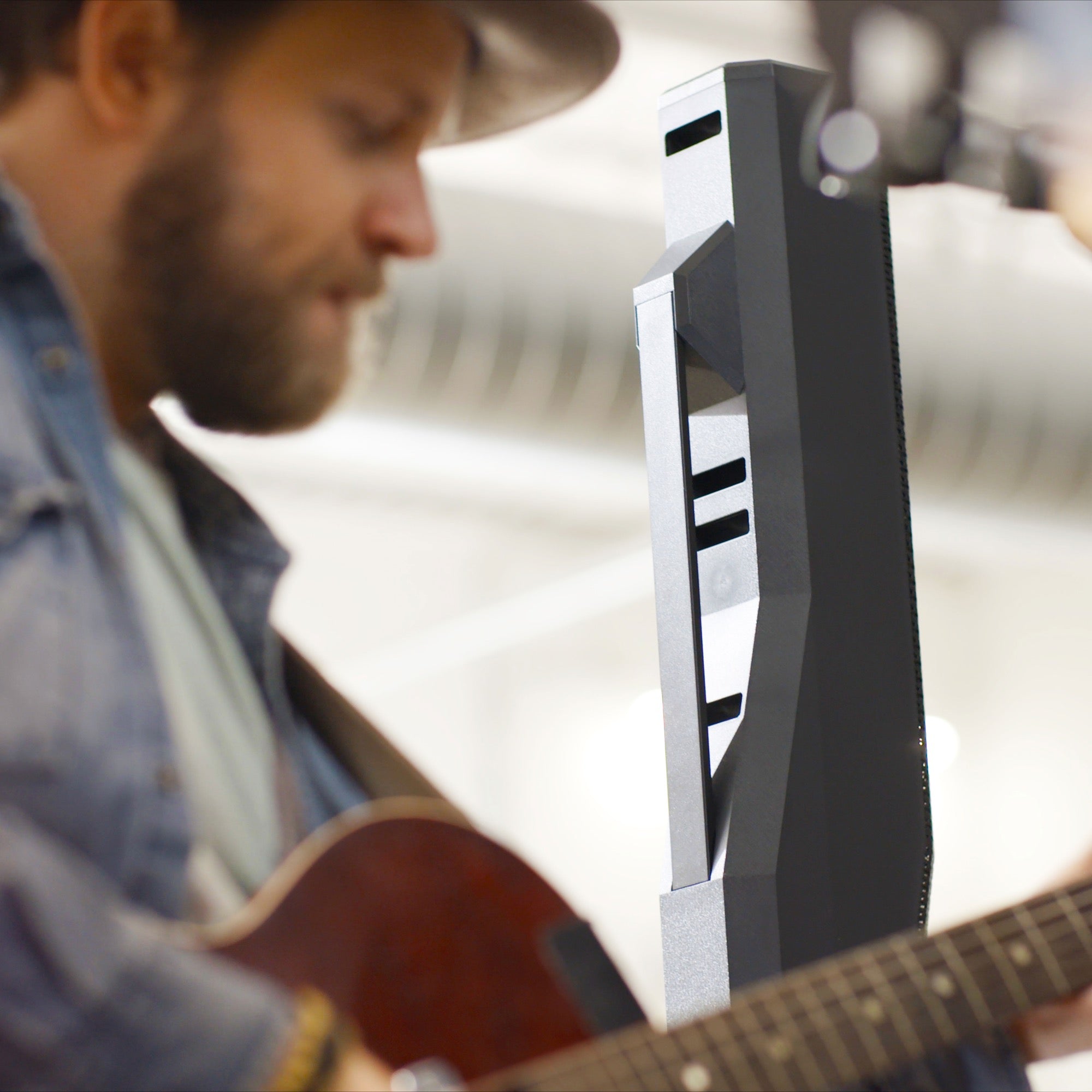 Electro-Voice EVOLVE 30M Portable 1000W Column Sound System with Mixer & Bluetooth (White)