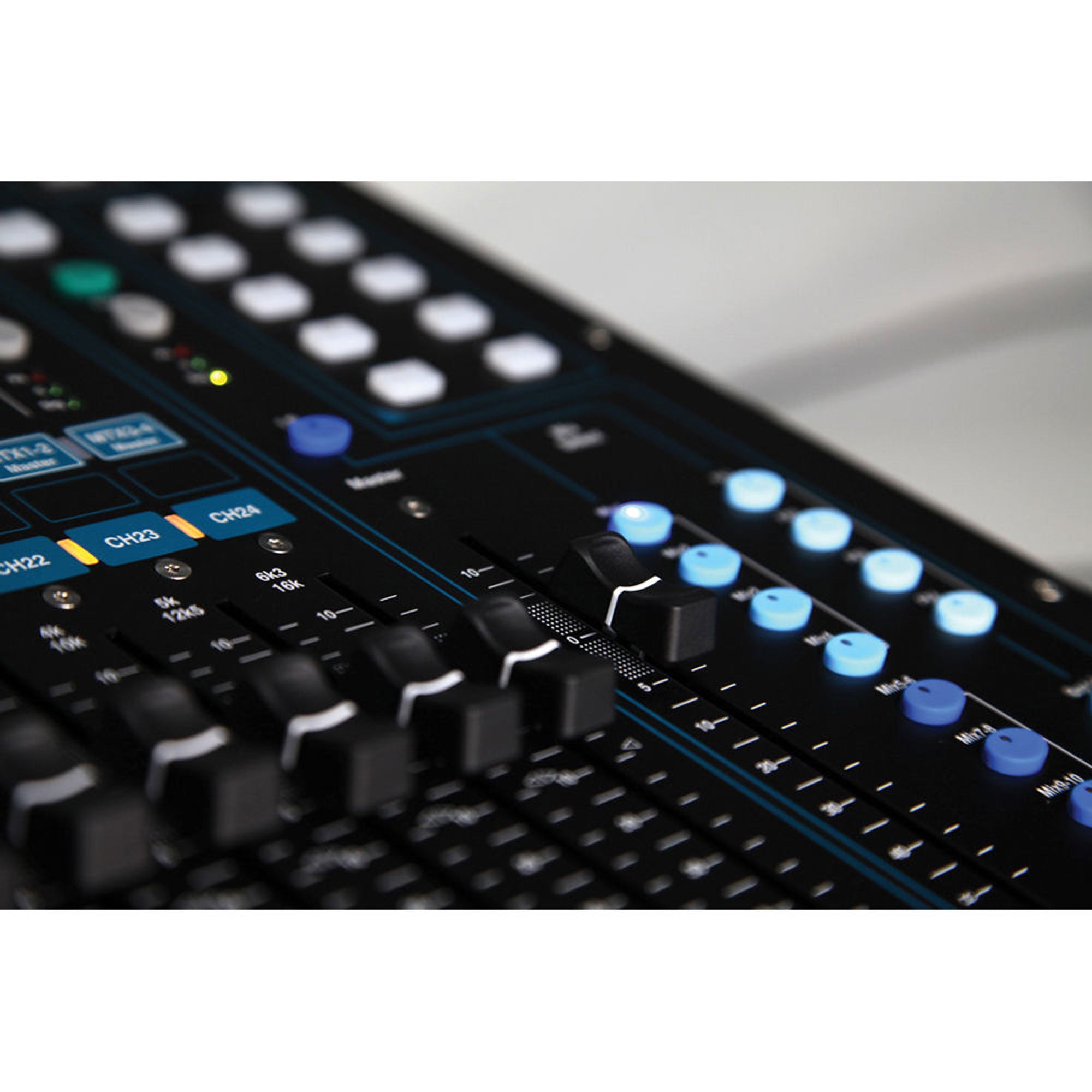 Allen & Heath Qu-24C Digital Mixer (Chrome Edition)