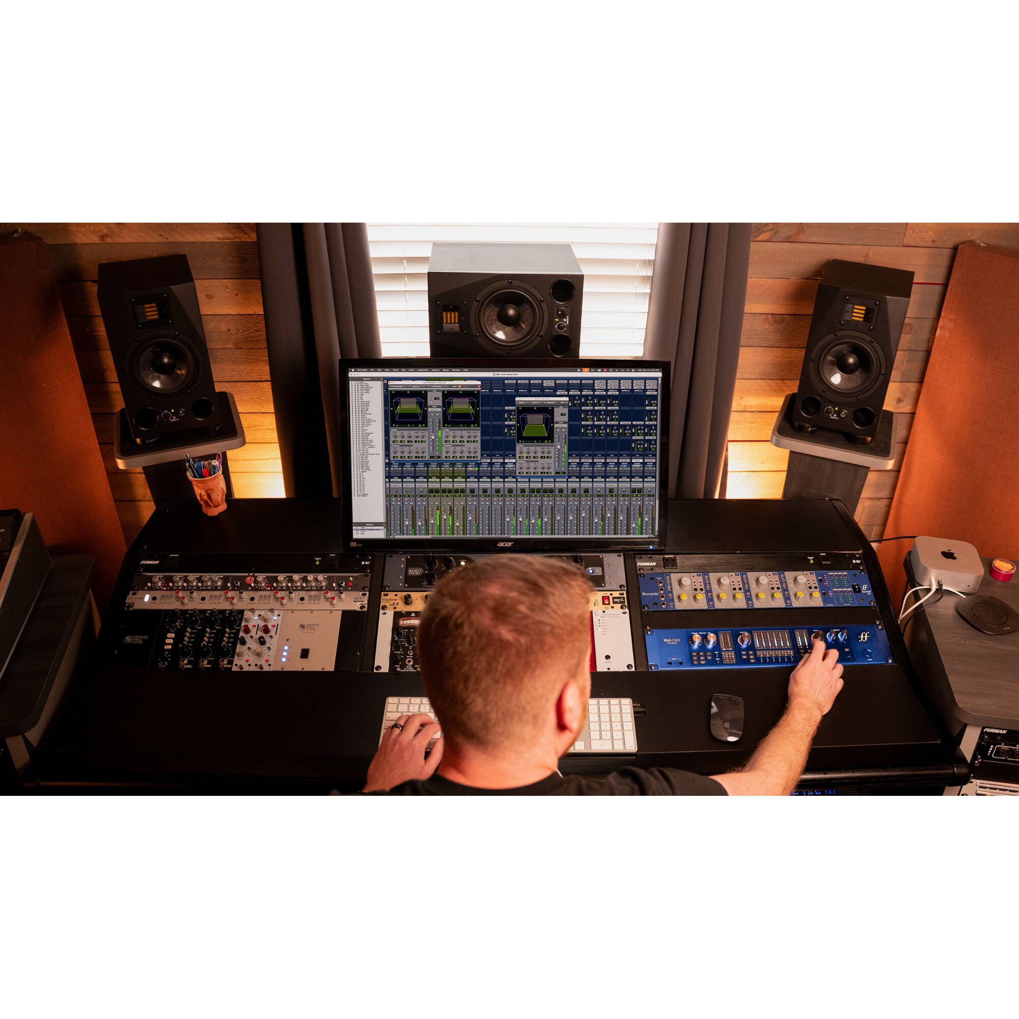 Focusrite ISA C8X 26x28 USB-C Audio Interface