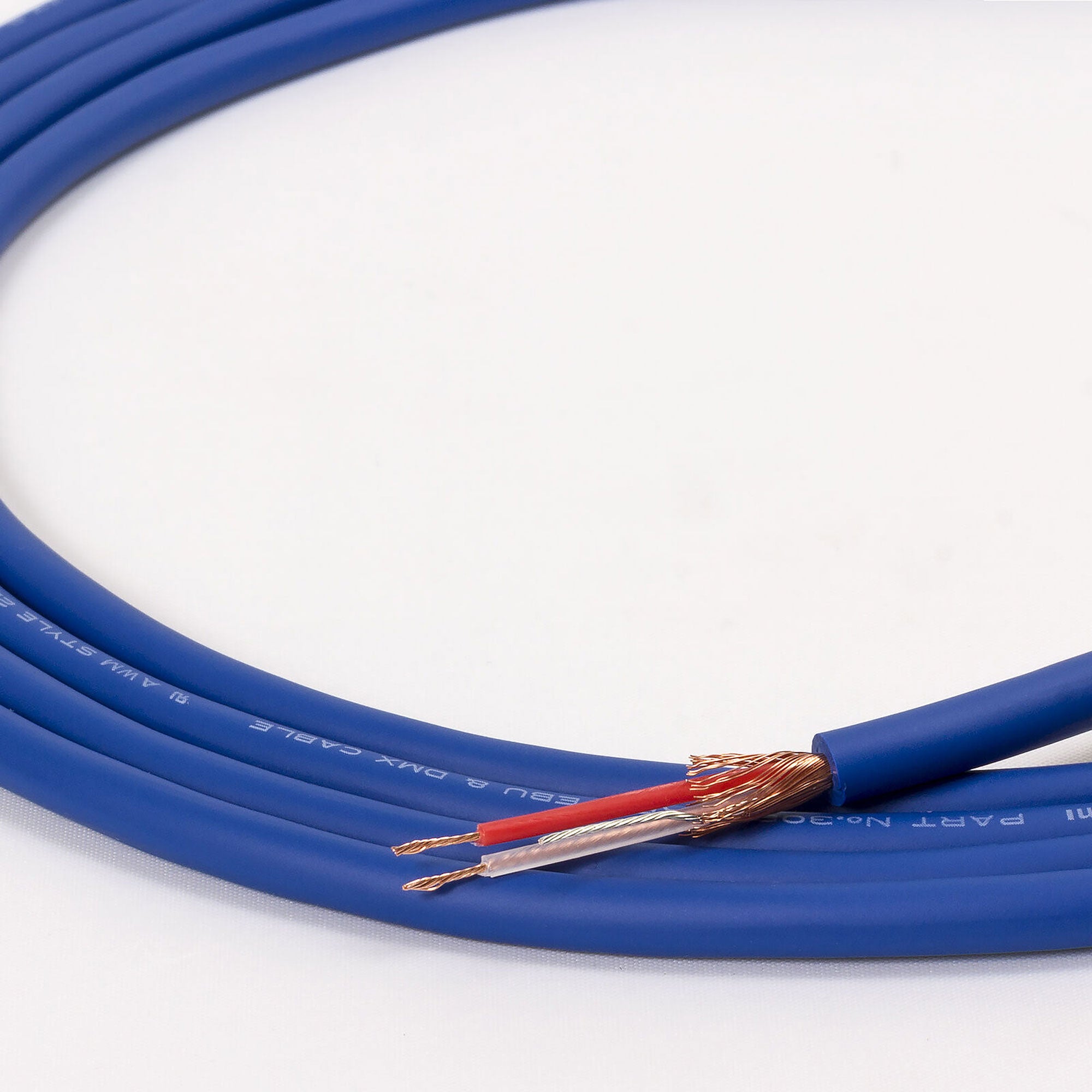 Mogami W3080 110 Ohm AES/EBU Digital Audio Cable (Blue, 656'/200m Roll)