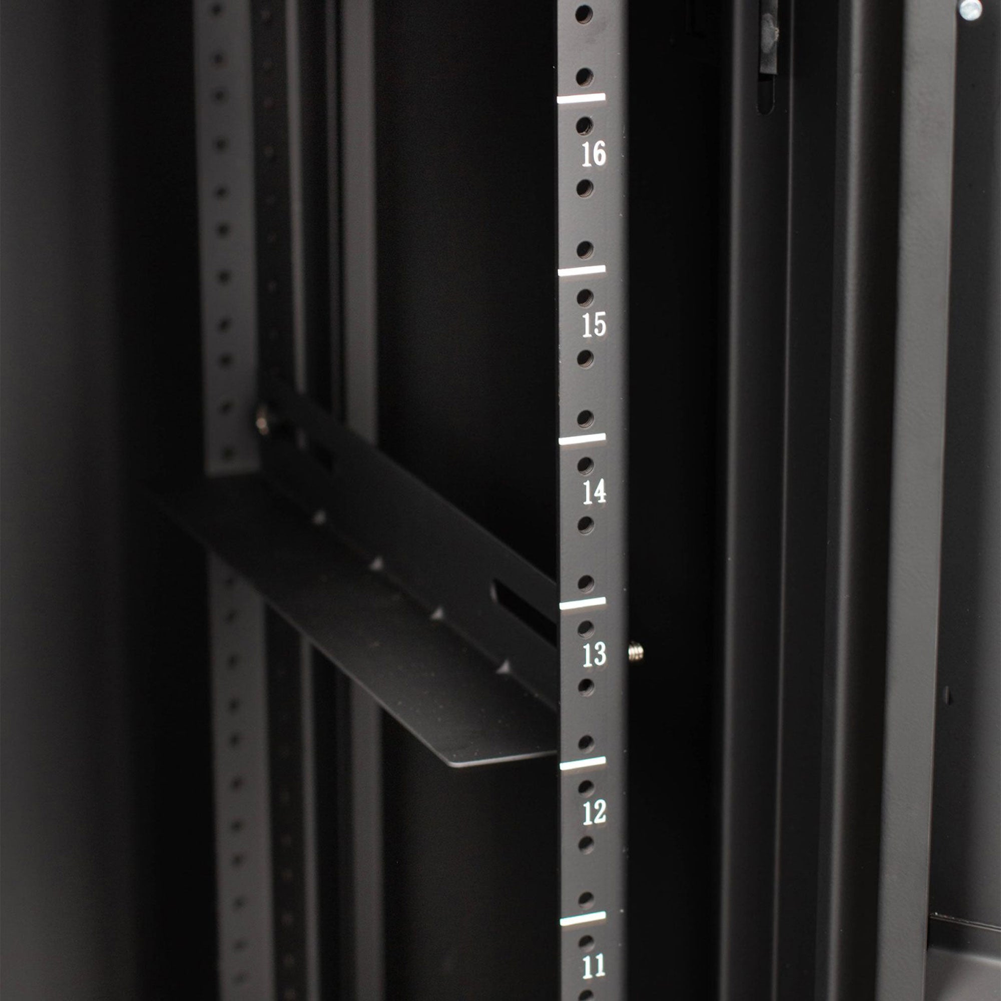 Gator Rackworks GRW2018508 Hinged Wall Rack with Steel Door (18U, 21" Deep)