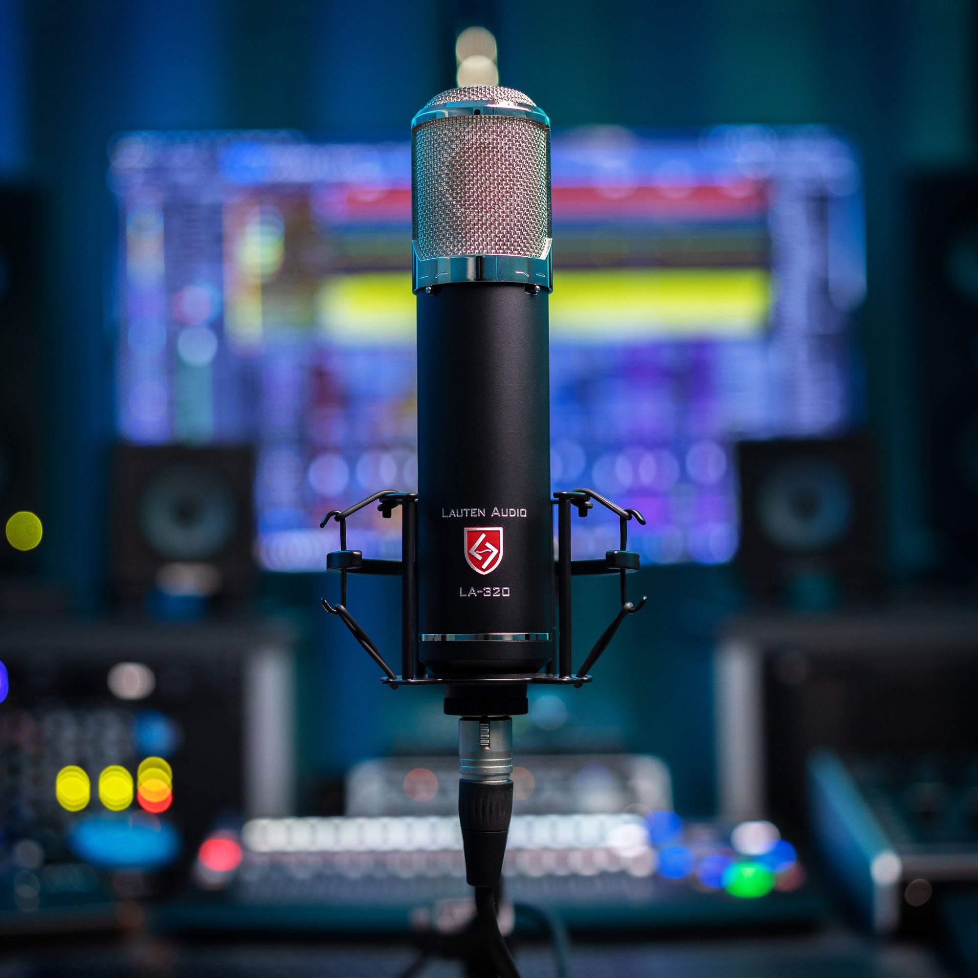 Lauten Audio LA-320 V2 Twin-Tone Large-Diaphragm Tube Microphone