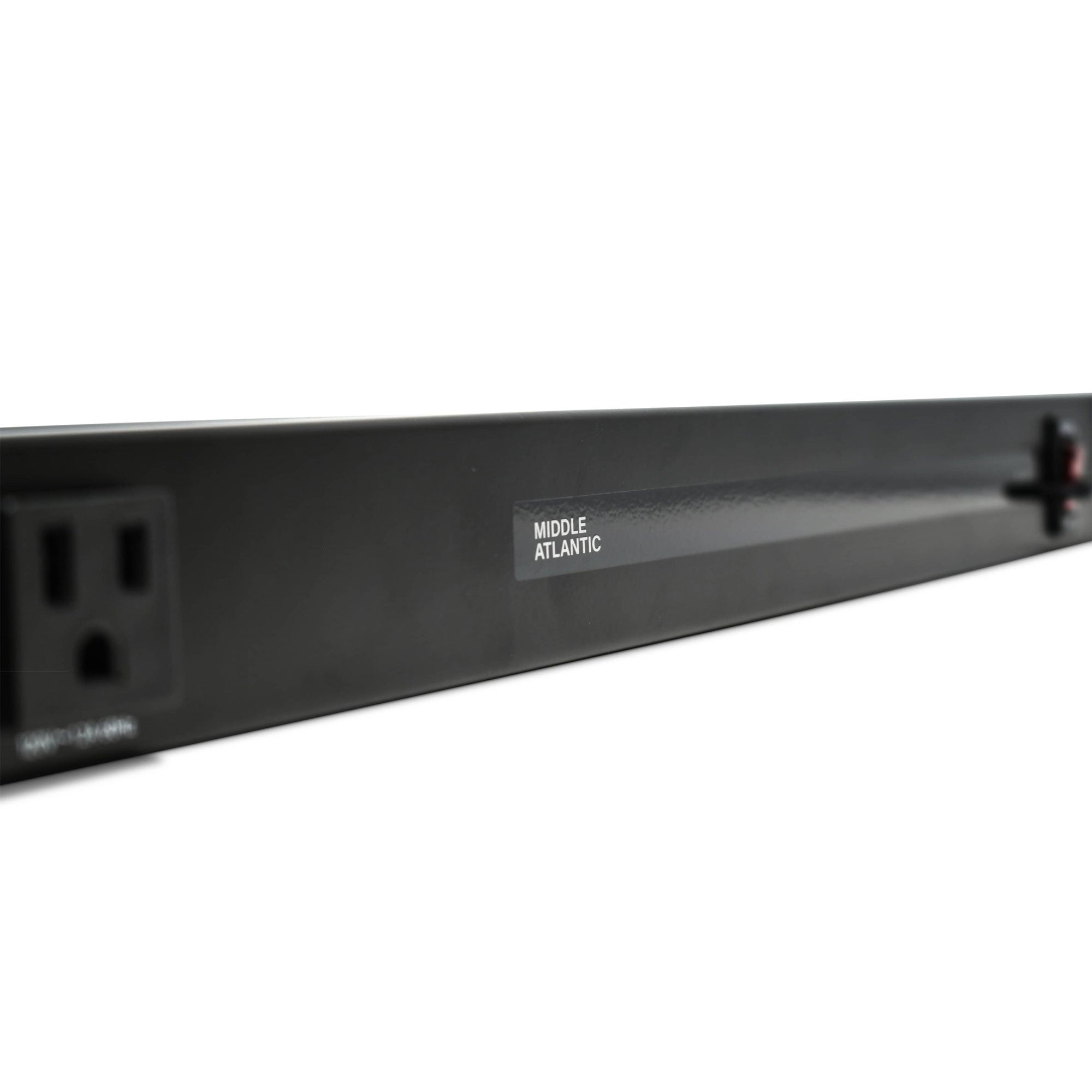 Middle Atlantic PD-915R Rackmount Power Strip (9-Outlet, 15 Amp)