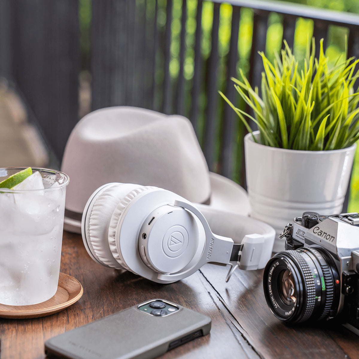 Audio-Technica ATH-M20xBT Wireless Over-Ear Headphones (White)