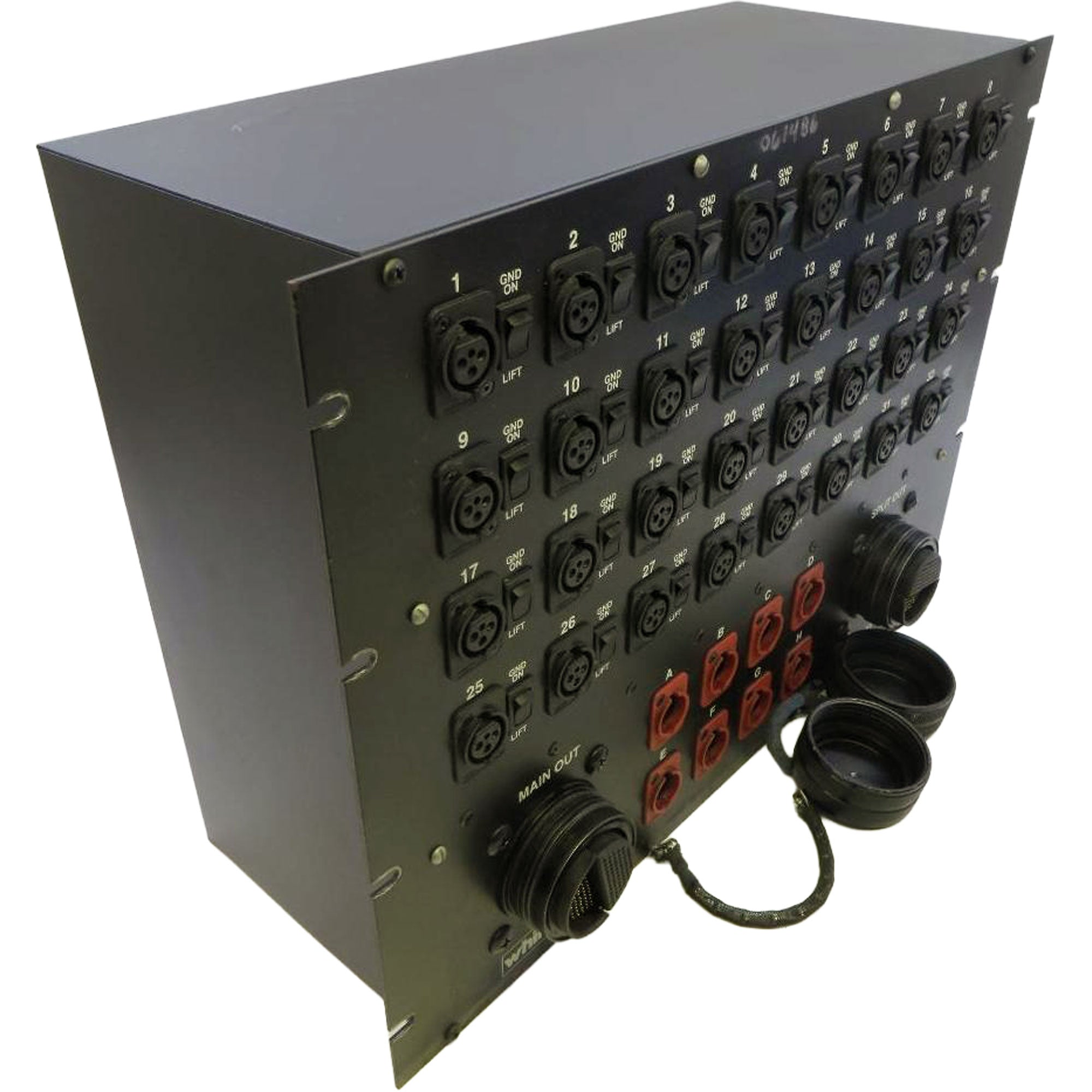 Whirlwind CSR40PRP 19" 8U Concert Series 32x8 Rack Panel, Parallel Split