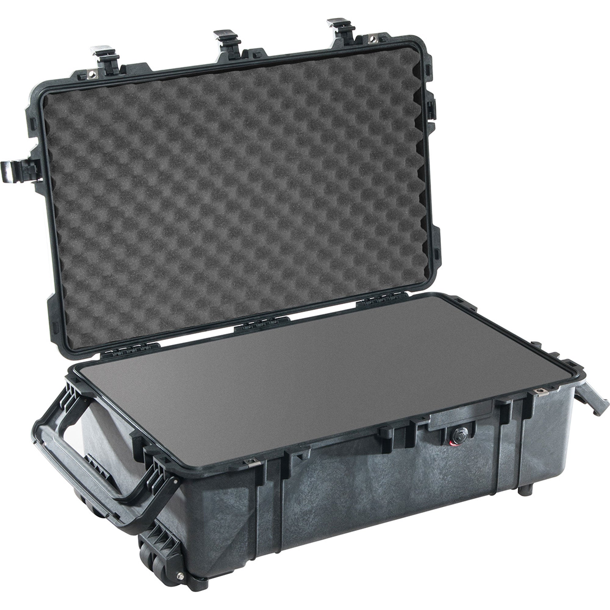 Pelican 1670 Protector Case with Foam (Black)