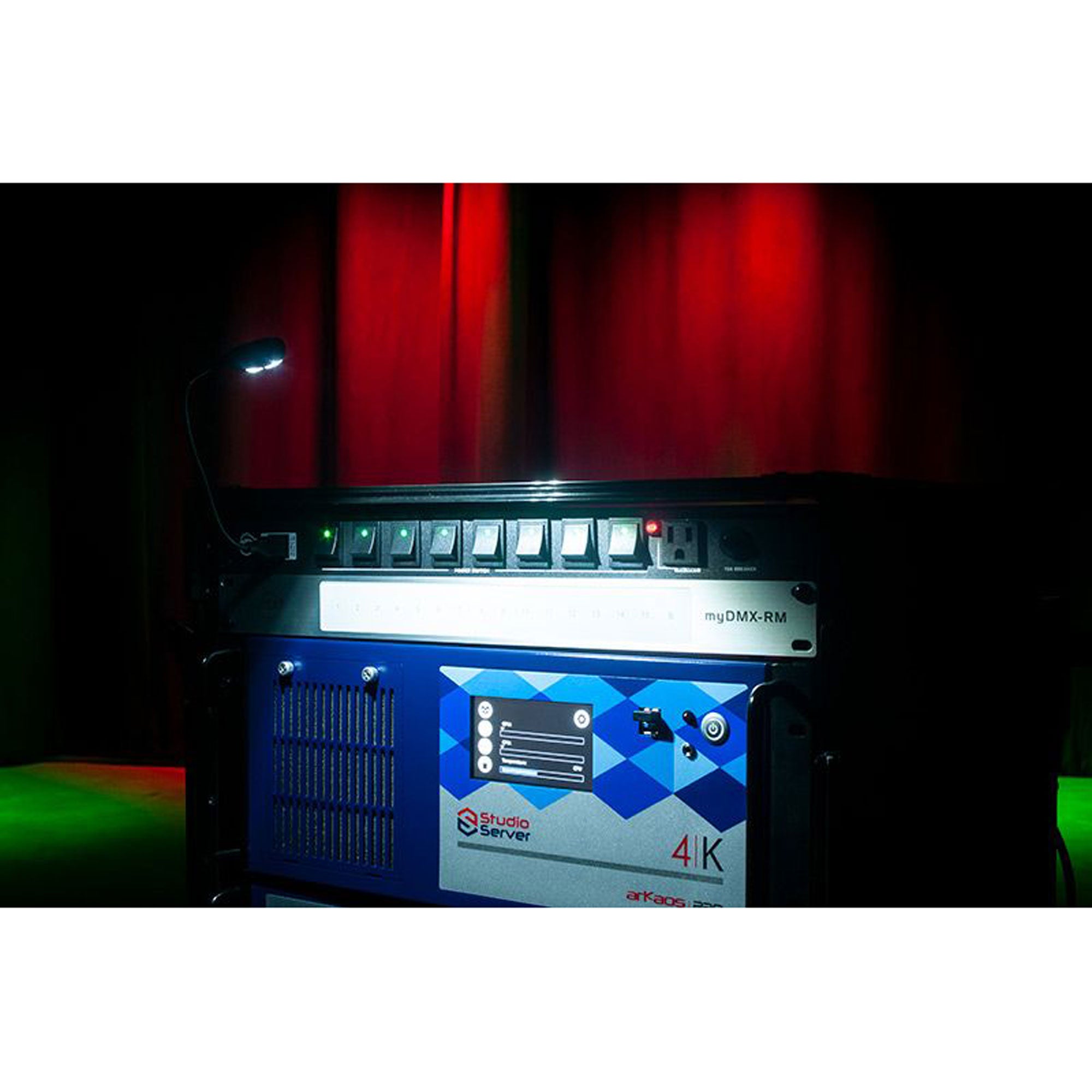 American DJ POW-R BAR RACK USB 10-Outlet 2-USB Rackmount Power Distributor