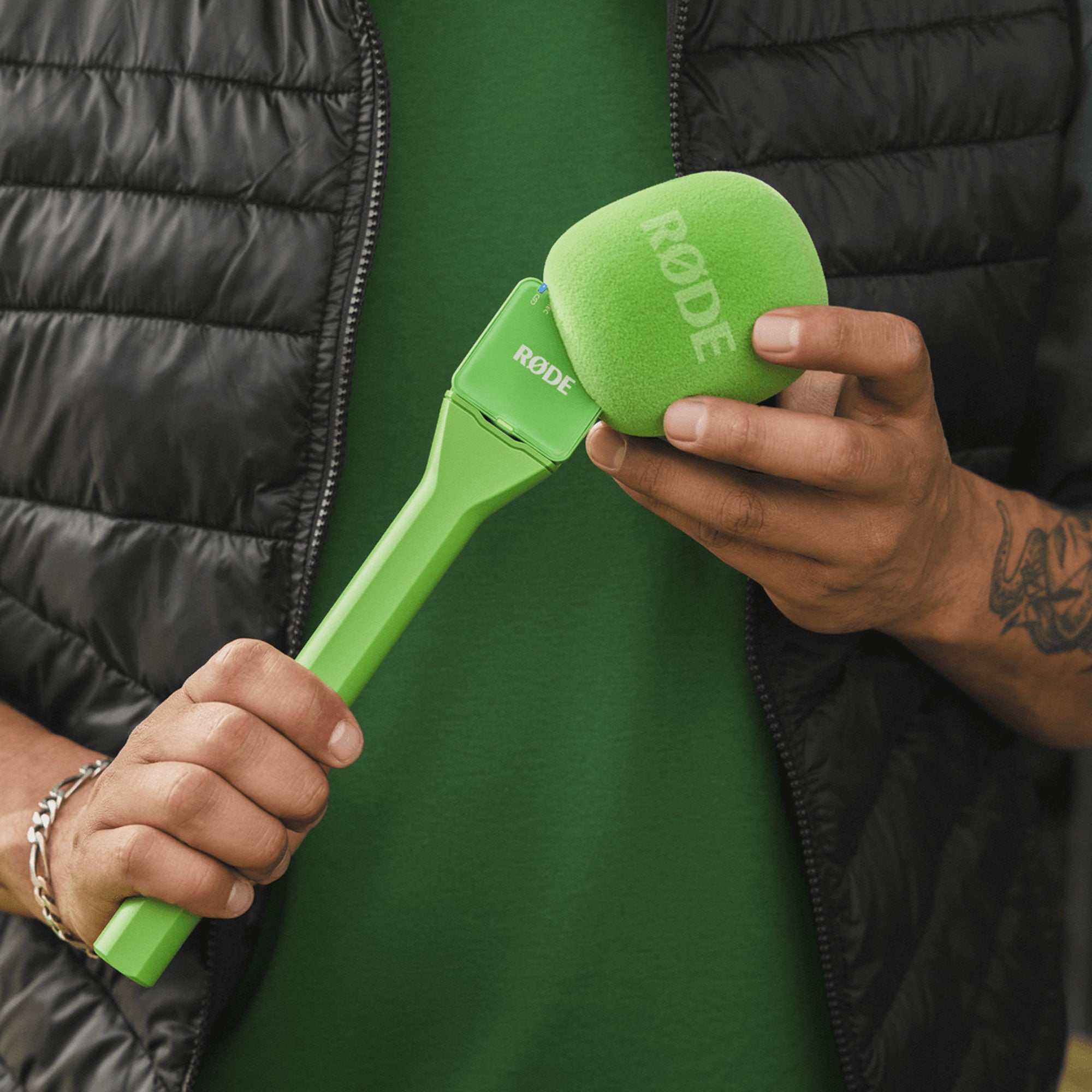 Rode Interview GO Handheld Mic Adapter for Wireless Clip-On Transmitter (Green)