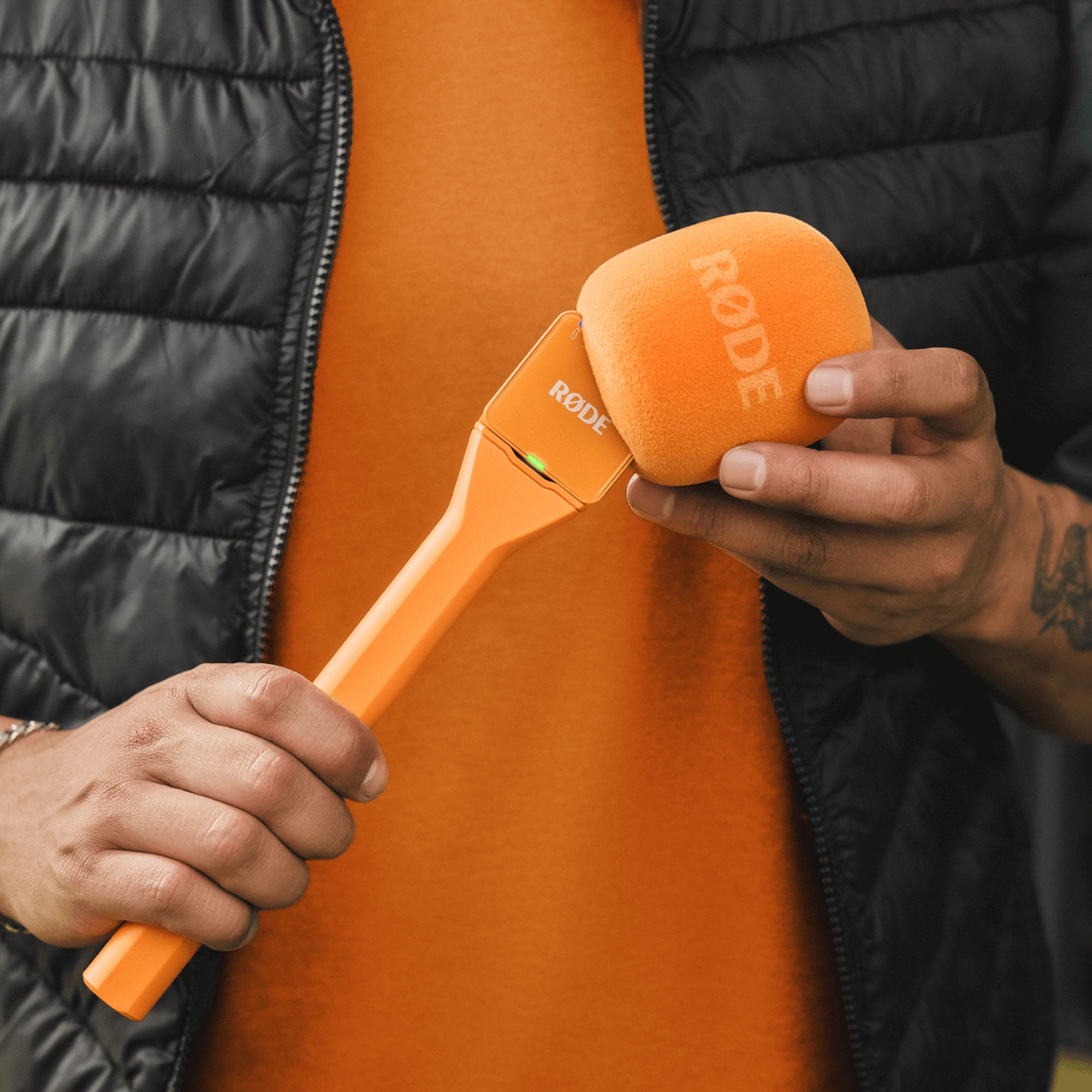 Rode Interview GO Handheld Mic Adapter for Wireless Clip-On Transmitter (Orange)