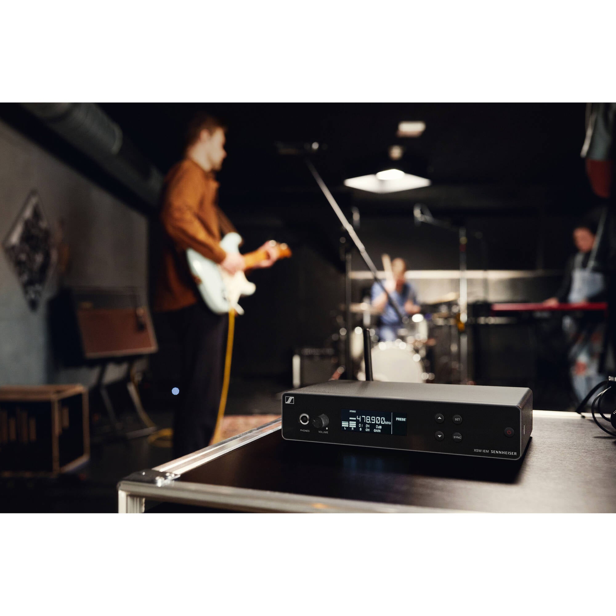 Sennheiser XSW IEM SR Stereo In-Ear Monitoring Wireless Transmitter (A: 476-500 MHz)