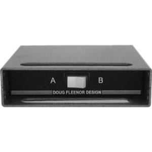Doug Fleenor SW1-5 One Universe DMX512 Switch (5-Pin XLR)