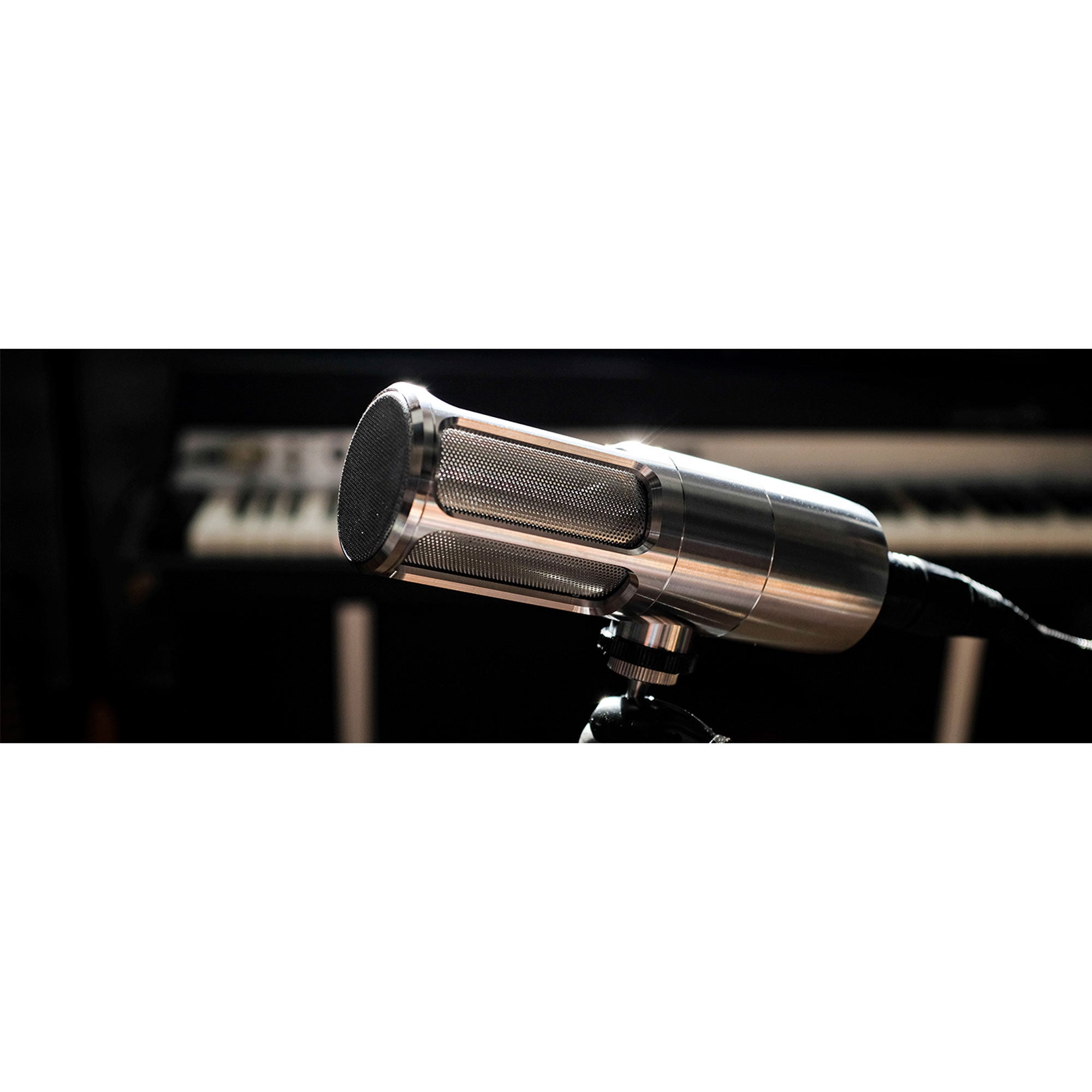 Earthworks Icon Pro Streaming XLR Microphone (Stainless Steel)