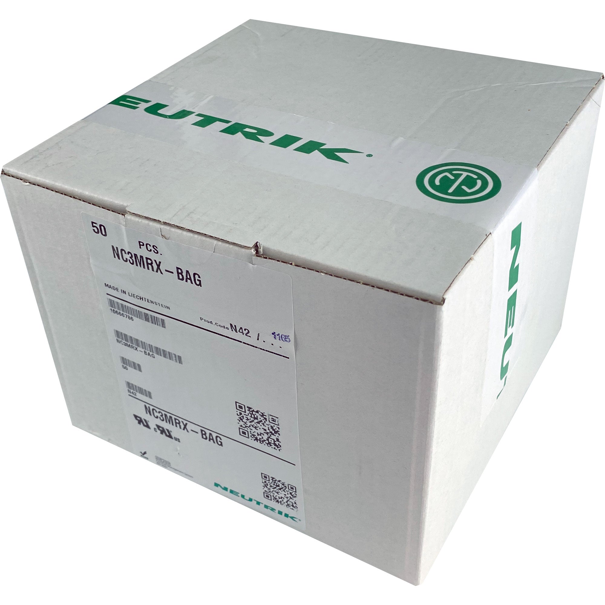 Neutrik NC3MRX-BAG Male Right Angle 3-Pin XLR Cable Connector (Black/Silver, Box of 50)